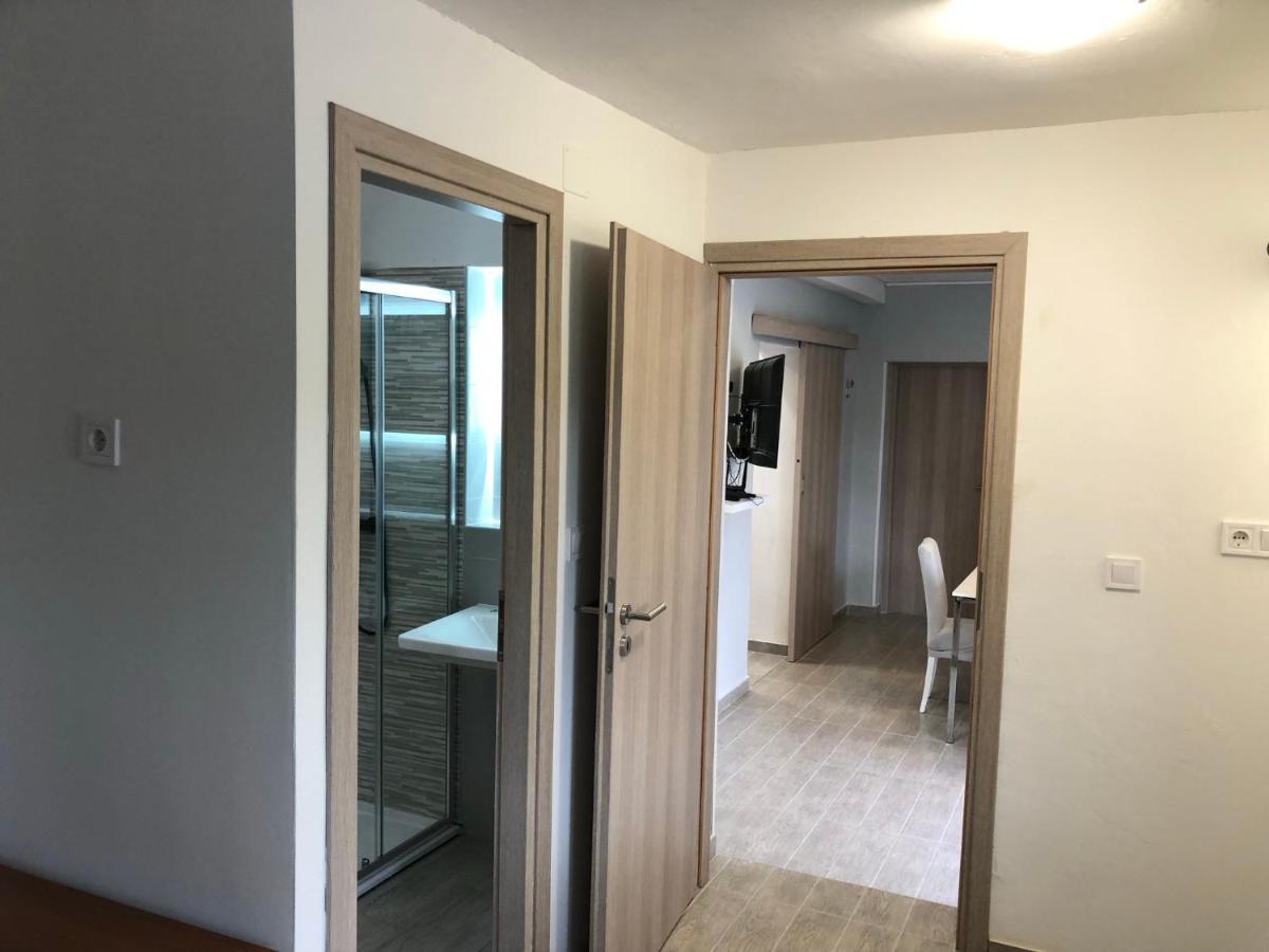 Garden Apartment Palit Kültér fotó